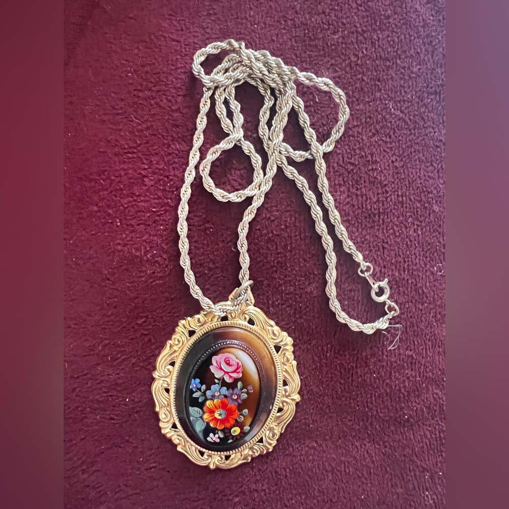 Vintage neckless